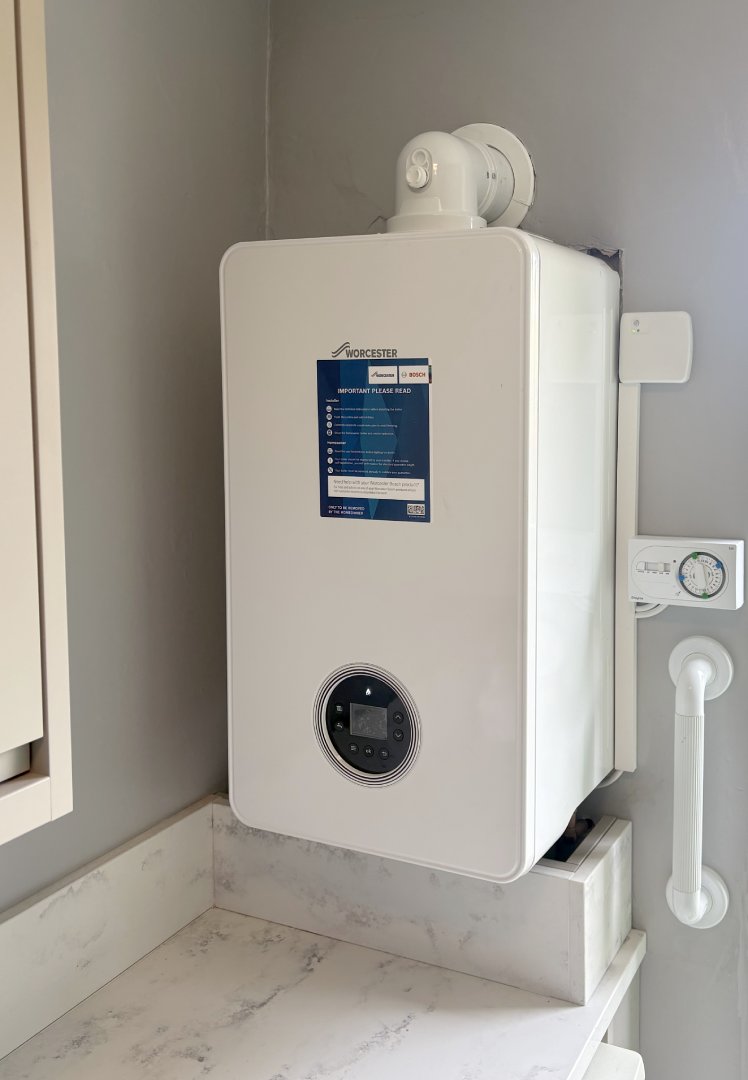 LG Bullen Plumbing & Heating - Boiler